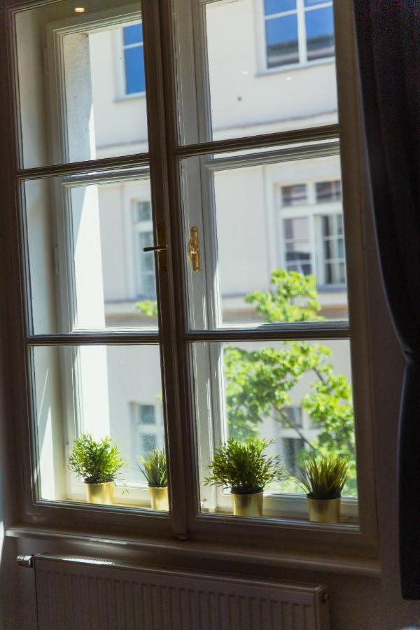 Top Location City Centre Condo In Historic Building With Free Garage Parking Ljubljana Ngoại thất bức ảnh